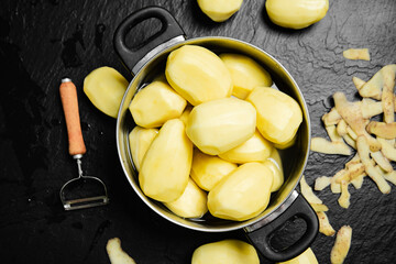 Fresh peeled potatoes.