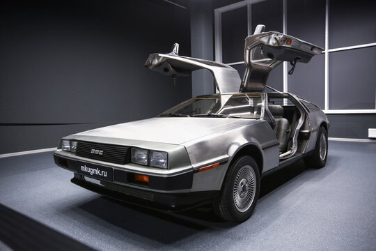 DMC DeLorean