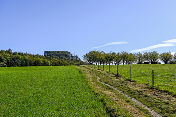 Dornach, Gempen, Gempenplateau, Schartenflue, Gempenturm, Wanderweg, Obstbäume, Arlesheim,...