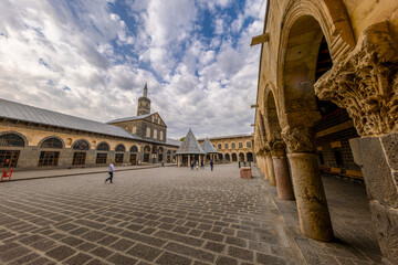 historical great mosque in the center of diyarbakir, turkey