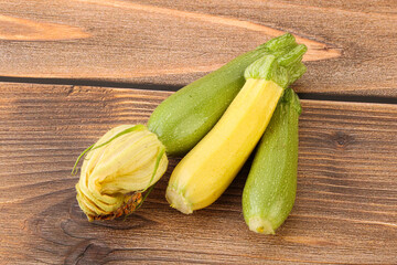 Raw baby organic zucchini heap