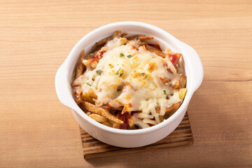 フライドポテトのチーズ焼き