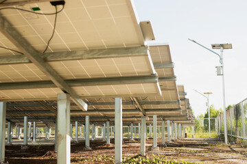 Obraz premium Solar panels, an alternative source of electricity, are a sustainable resource concept, and are a new system that can produce more electricity than ever before.