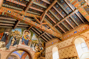 Int&eacute;rieur de la Chapelle Saint-Roch de Ch&acirc;tillon-d'Azergues