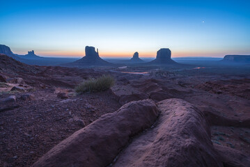 sunrise over monument valley, arizona, usa