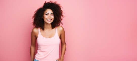 Young black woman smile face portrait - obrazy, fototapety, plakaty