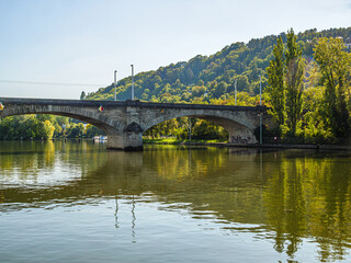 Fototapeta na wymiar Low Danube Bridge