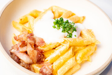 penne pasta carbonara bacon with egg