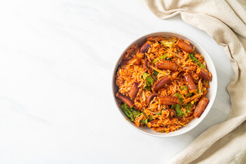 Stir-fried squid or octopus with Korean spicy sauce rice bowl