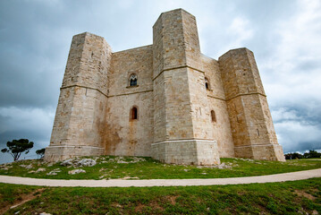 Fototapeta na wymiar Castle of Monte - Apulia - Italy
