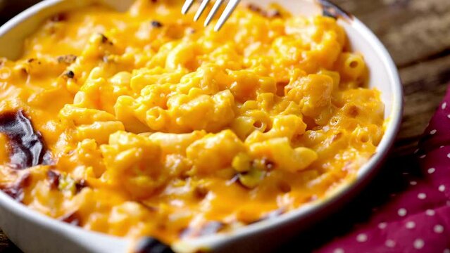 Delicious 4K Close-Up: Macaroni and Cheese