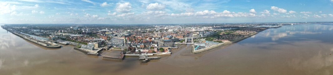Fototapeta na wymiar Panoramic view over the riverside area of Kingston-upon-Hull, UK