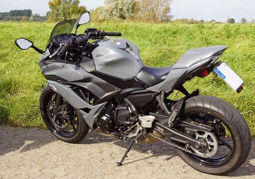 Kawasaki Ninja 650 Performance