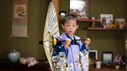 Afwasbaar fotobehang 七五三 三歳男児 © Yosuke Saito