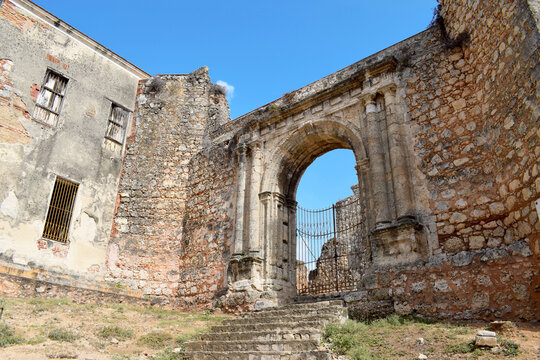 Front of San Francisco Ruins in Dominican Republic