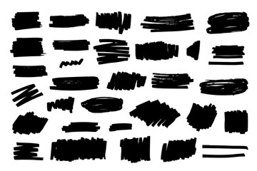 Trazos vectorizados realizados con rotulador, trazos reales hechos a mano con formas variadas, trazos vectoriales en color negro, recurso de diseño con trazos sueltos y energicos