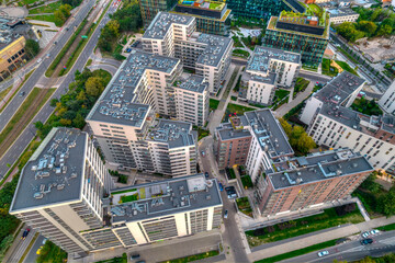 Warszawa, panorama miasta, widok z drona. Zachodzące słońce. - obrazy, fototapety, plakaty