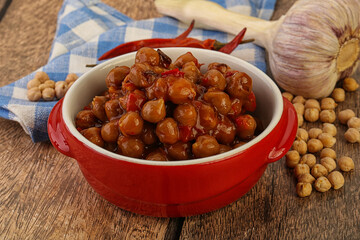 Baked chickpea with tomato sauce