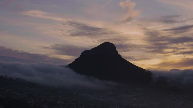 lions head mountain timelapse in cape town at sunset