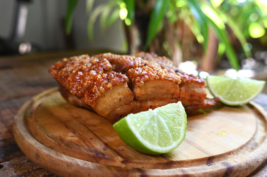 pork rinds, pururuca fried pork skin, pork panceta brazilian food