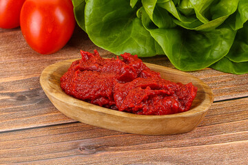 Tomato puree sauce for cooking