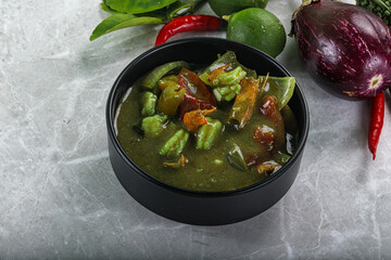 Thai green curry with prawn