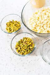 Pistachio fudge