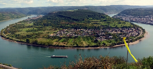 Rheinschleife bei Boppard, der sogenannte Bopparder Hamm, im UNESCO-Welterbe Oberes Mittelrheintal ...