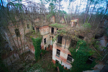 Lost Places - Ruine des Alpenhauses auf dem Gelände der Beelitzer Heilstätten etwas südlich von Berlin