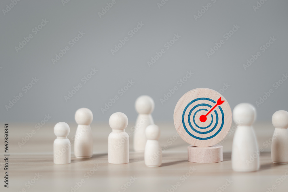 Aufkleber customer relationship management concept. wooden block with target icon linked with human for custom