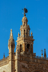 Fototapeta na wymiar La Giralda (Seville)