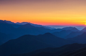 Fototapeta premium sunset in the mountains