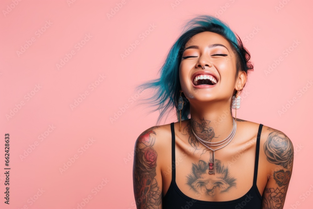 Poster Young woman with neck and face tattoos happy smiling laughing