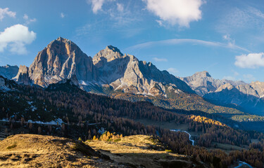Fototapeta premium Mountain sunny evening peaceful view from Giau Pass.