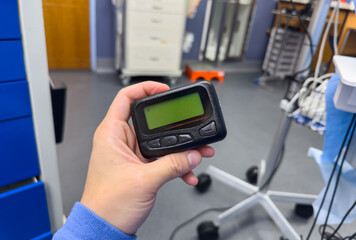design, connection, hand, black, history, retro, pager, beeper, communication, hospital, symbol, efficiency, business, technology, medical, device, messaging, signal, alert, staff, essential, tool, em