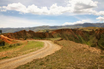 Reise durch Südamerika. Wandern in der Cordillera Blanca bei Huaraz in Peru.