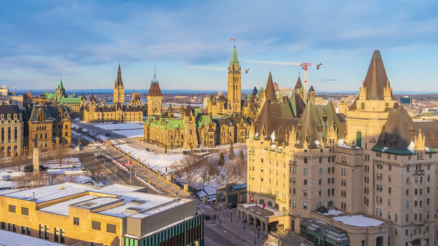 Fototapeta Downtown Ottawa city skyline, cityscape of Ontario Canada from top view