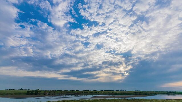 夕暮れ時の故郷