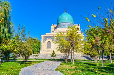 Fototapeta na wymiar Kaffol Shoshiy mausoleum in Khazrati Imam Complex (Tashkent, Uzbekistan)