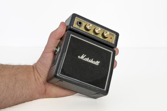 Marshall MS-2 miniature battery guitar amplifier standard