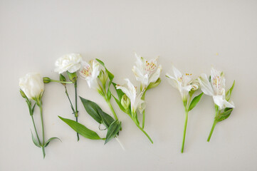 flores delicadas para montagem de buquê de casamento 