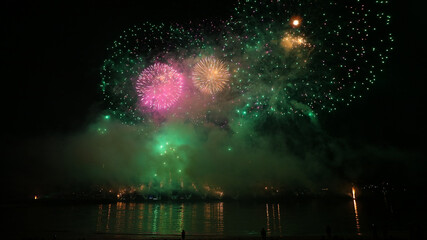Espectáculo Camino de luz del Año Jubilar Leganiego, Bahía de Santander desde Playa de los...