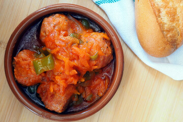 Ceramic Frying Pan with Meatballs in Tomato and Vegetable Sauce