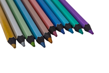 Grupo de pinturas o lápices de colores de color pastel aislados sobre fondo transparente.