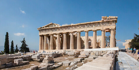 the parthenon is a temple on the athenian acropolis in greece dedicated to the goddess athen - obrazy, fototapety, plakaty