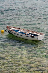 Barca ormeggiata nei pressi di Giardini Naxos - Messina - Sicilia - Italia