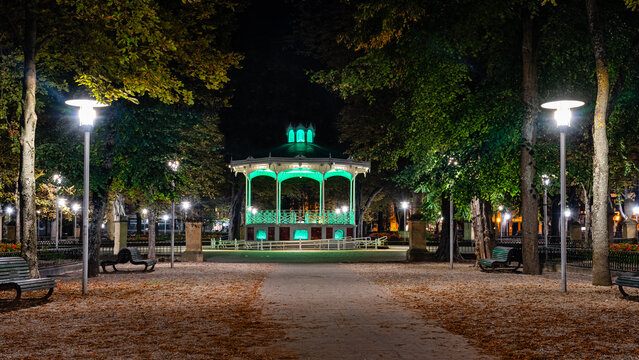 Parque de la Florida at night with its booth for musical events in the city of Vitoria, Spain.