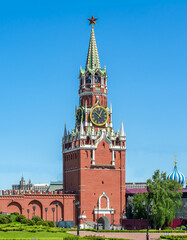 Fototapeta na wymiar Spasskaya tower in Moscow Kremlin, Russia