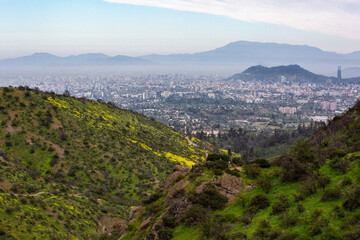 Obraz premium Paisaje de Santiago desde el Parque Aguas de Ramón