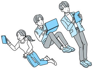 ノートパソコン・スマホ・タブレットを操作するビジネスパーソン / web制作をするビジネスパーソン